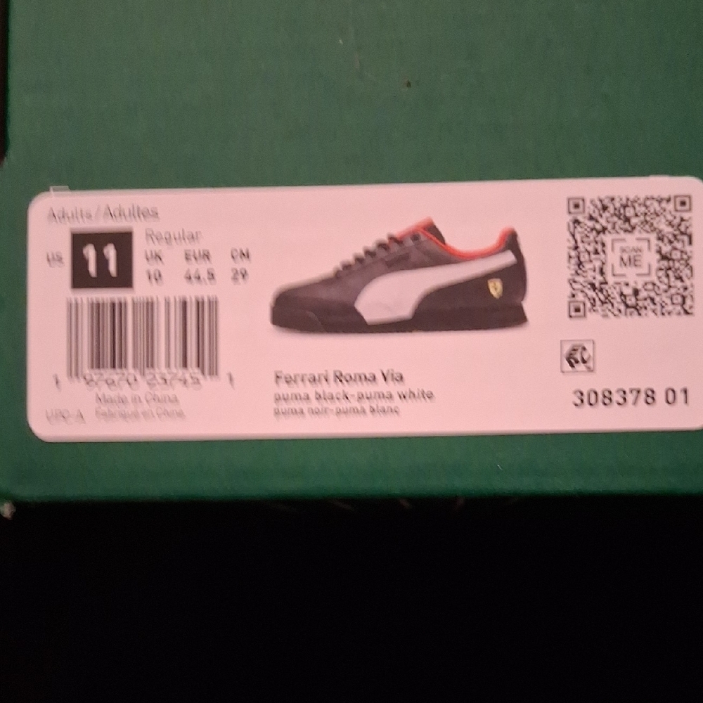 Puma/Ferrari  Men's Black Sneakers with White and Red Accents - Picture 6 of 10